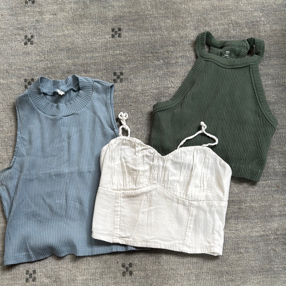 Set of Three Ribbed Crop Tops in Blue, Green, and Cream S/M